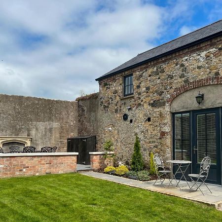Converted Victorian Coach House With Hot Tub Stewartstown Buitenkant foto